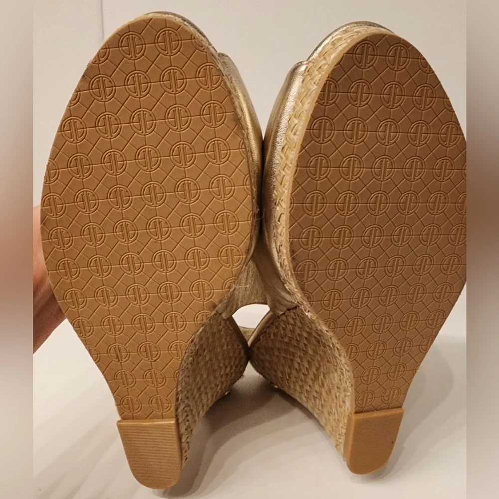 Lilly Pulitzer Kristen Wedge Sandals Women’s Metallic Gold Size 10